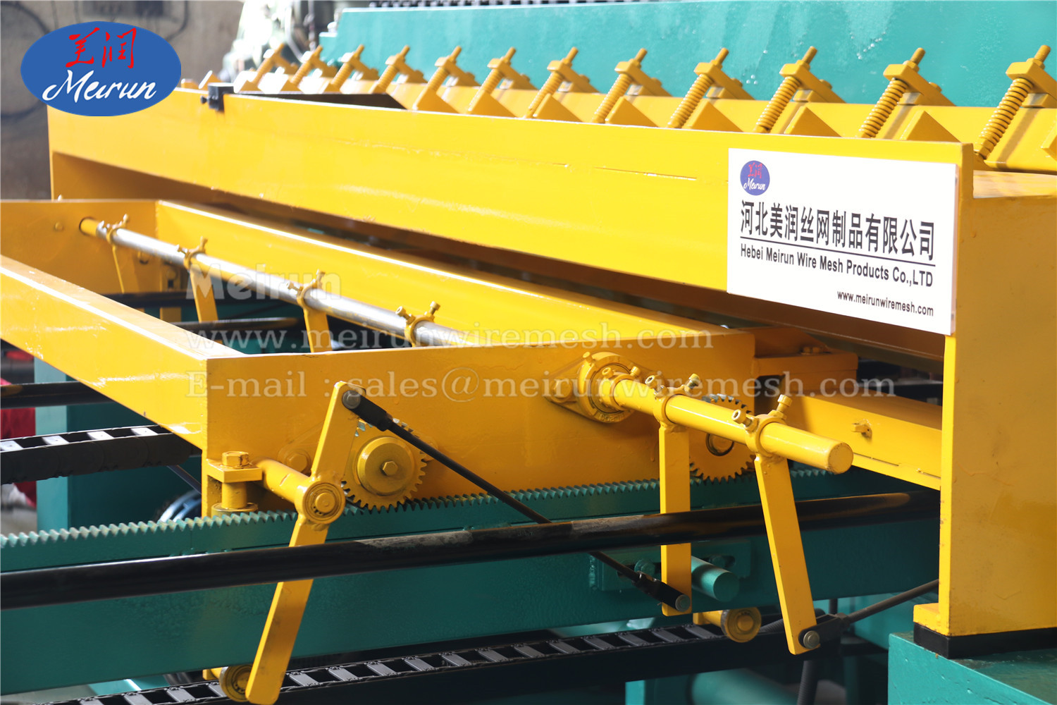 Superior Quality Anti-climb Wire Mesh Fence Machine Boundary Wall Fence 358 Fence Wire Mesh Welding Machine 