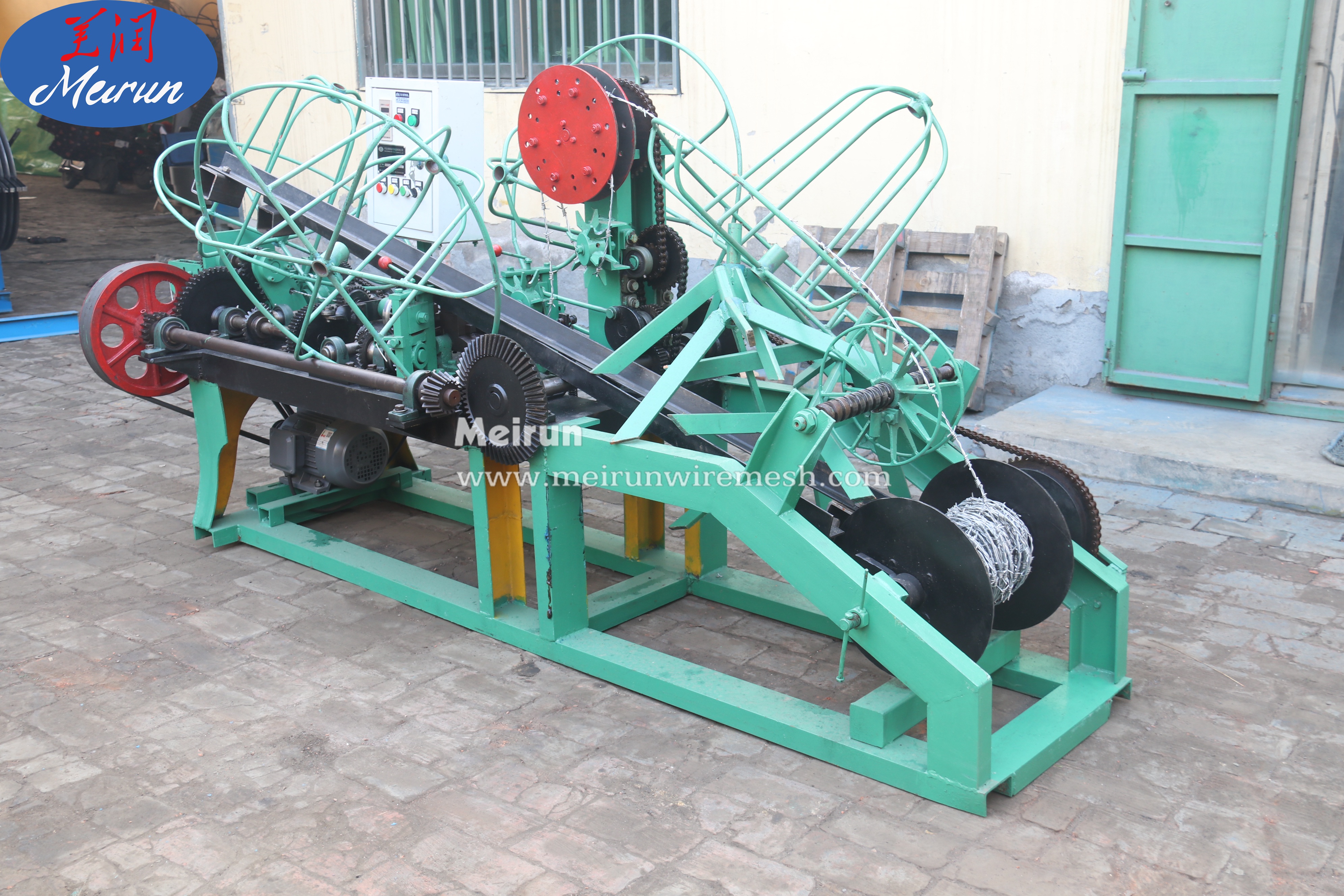 PVC And Galvanized Steel Barbed Wire Making Machine