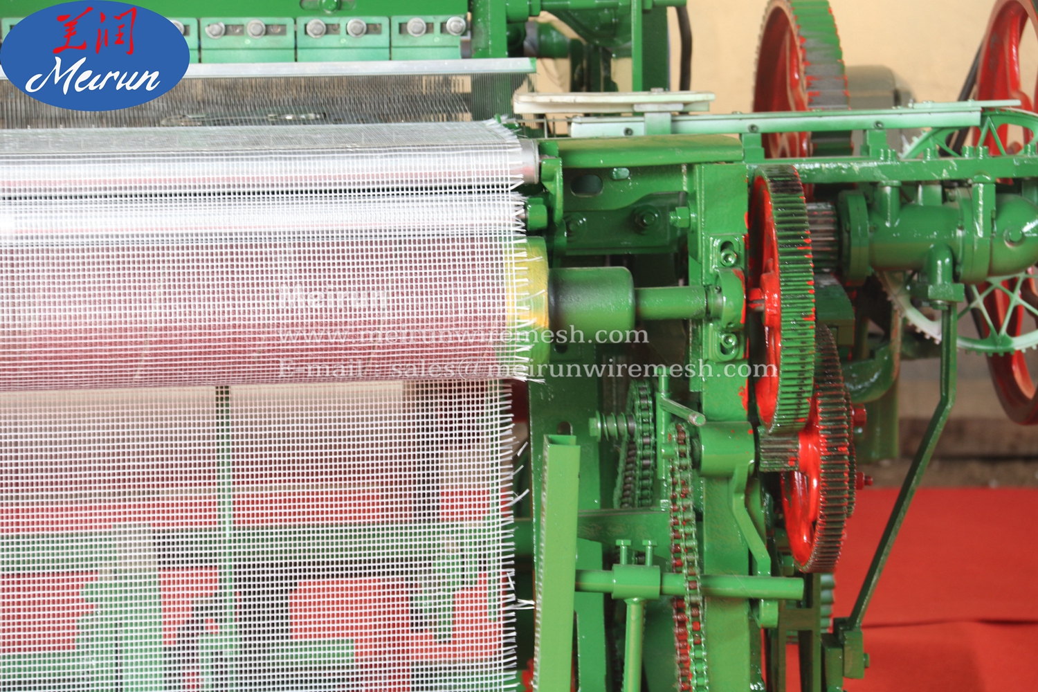 Fiberglass Wire Mesh Weaving Making Machine 