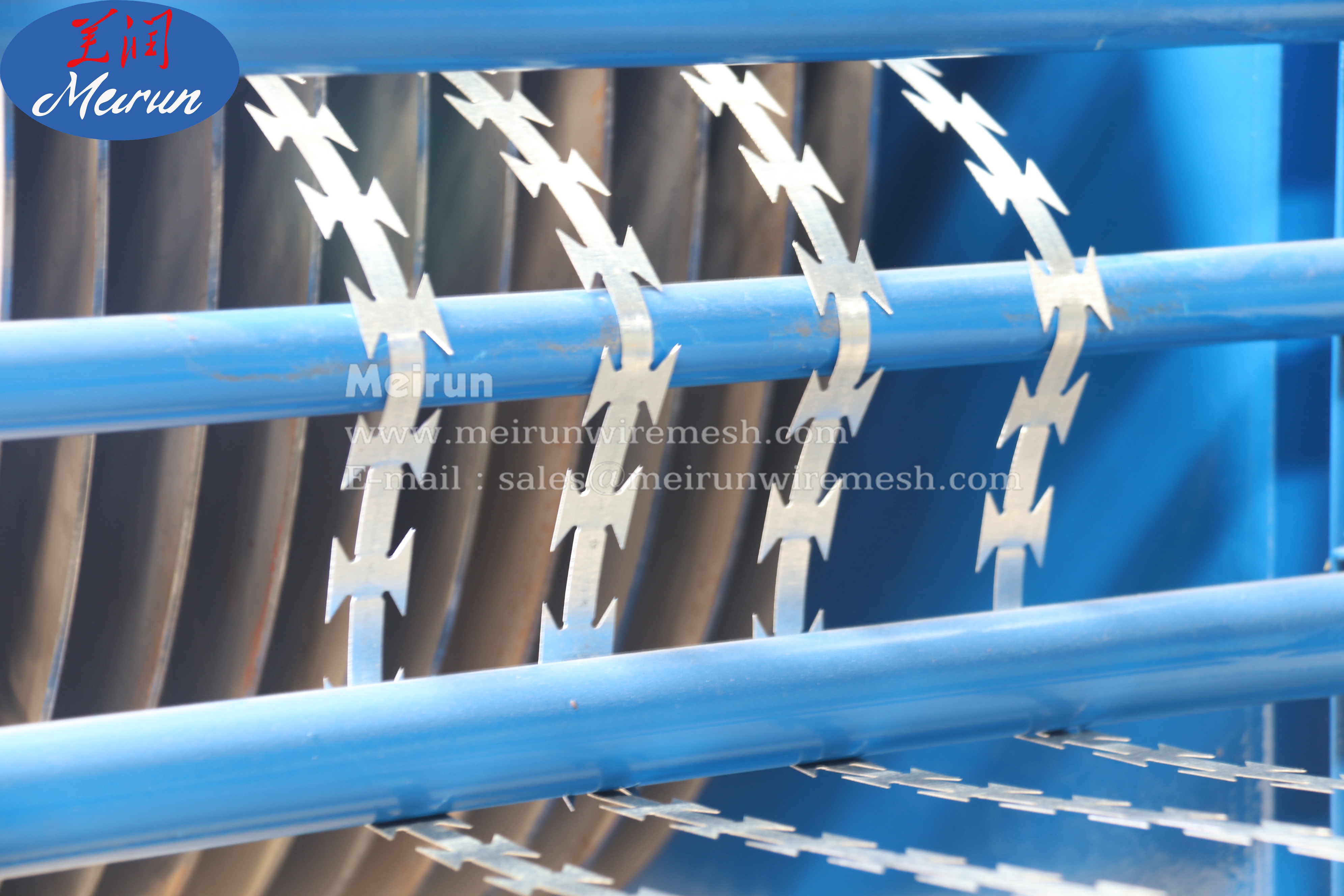 Hot Sales Competitive price High Safety Level Concertina Razor Barbed Wire Making Machine