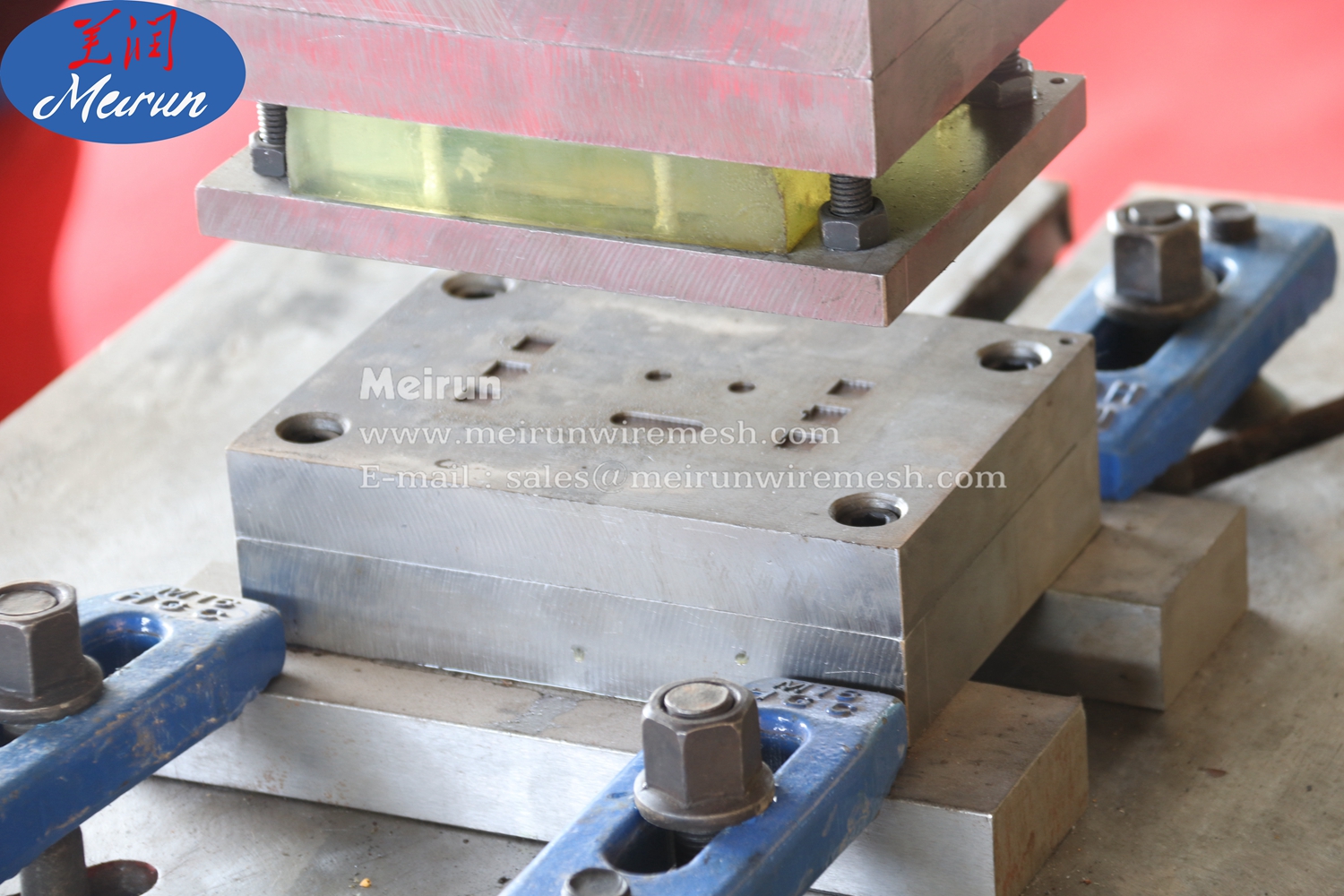 Automatic Metal Sheet Perforating Machine(professional Manufacture)