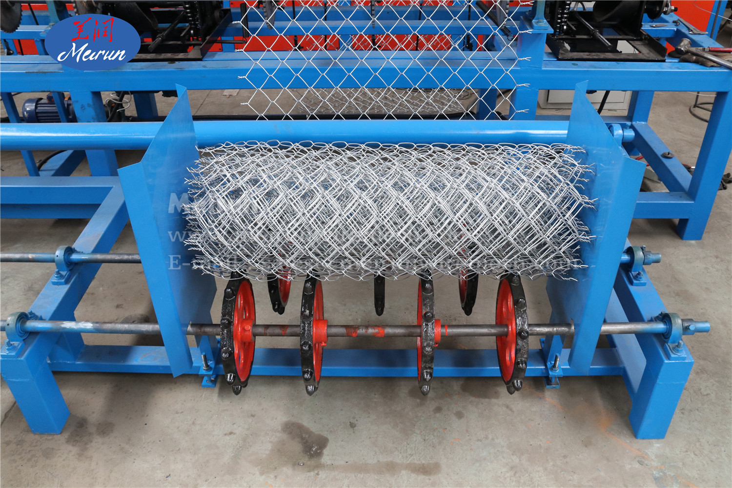 60*60mm Mesh Galvanized PVC Coated Chain Link Fence