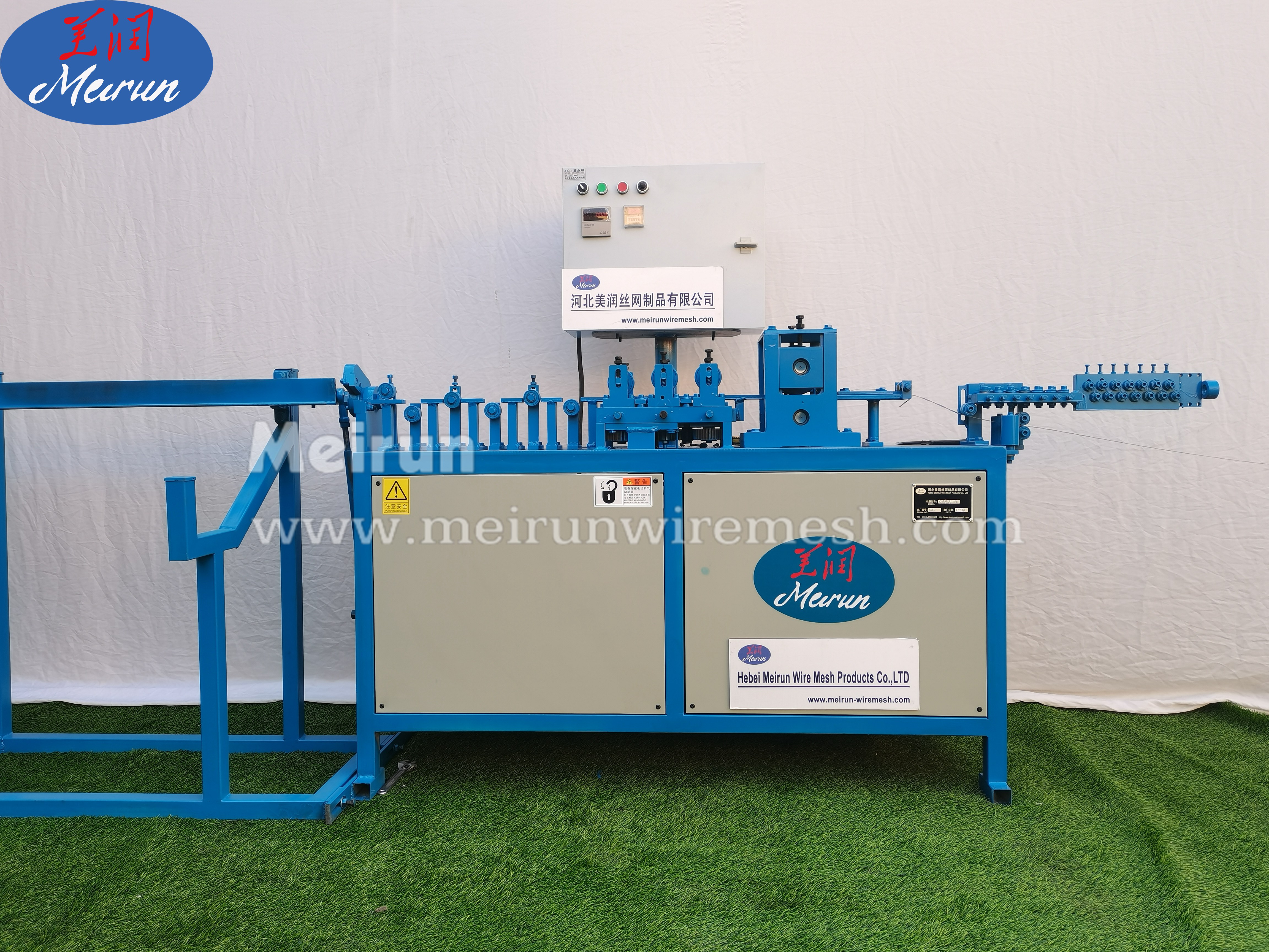 Made in China Razor Barbed Wire Fence Welded Making Machine 