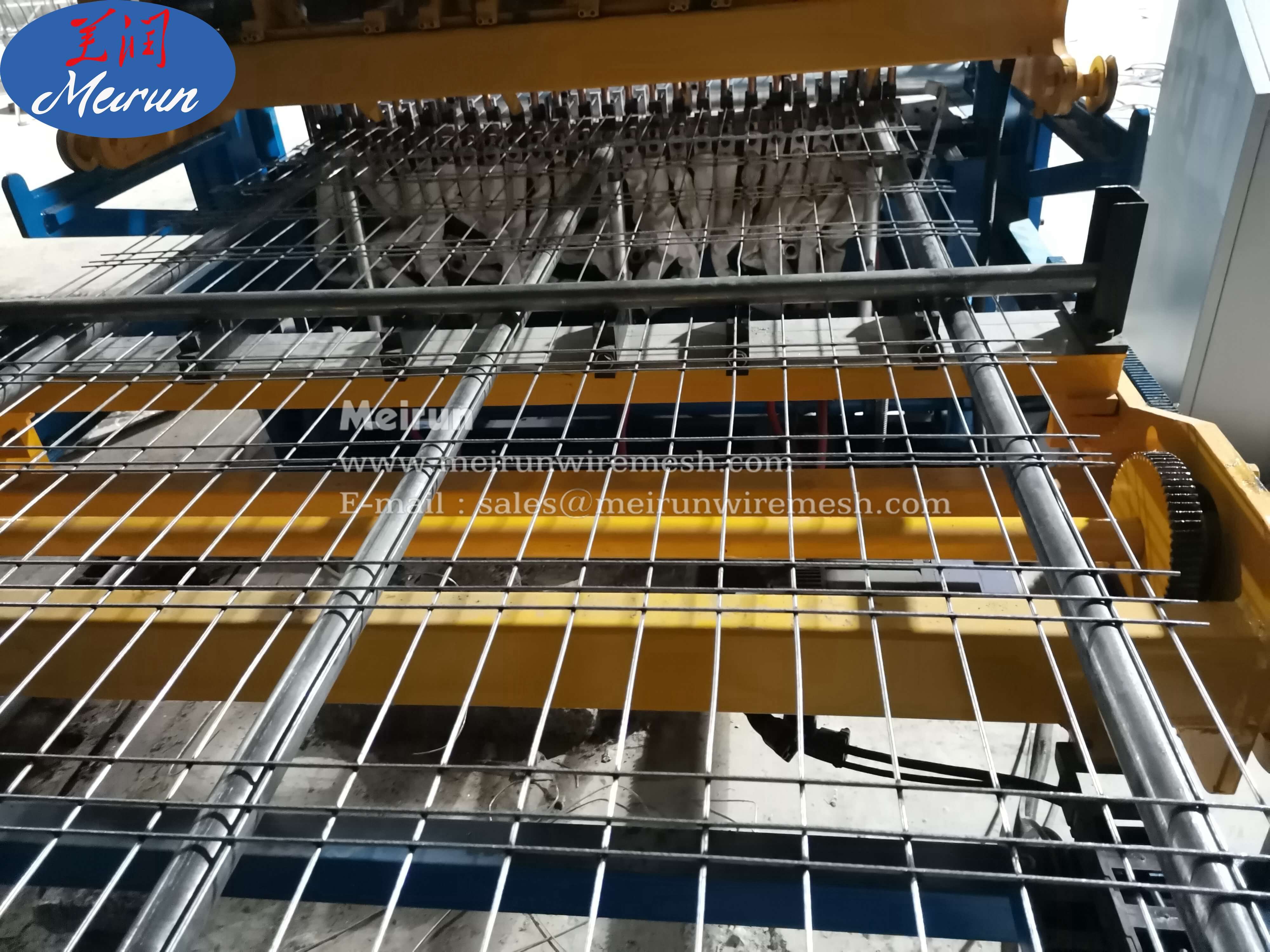 Concrete Reinforcing Welded Wire Mesh Fence Panel Machine