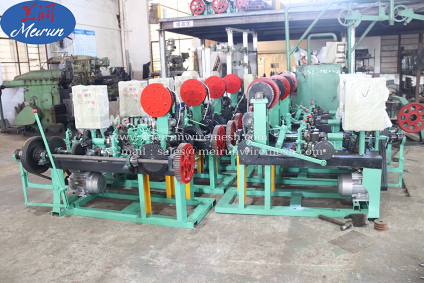 Best Price Positve and Negative Double Twisted Barbed Wire Making Machine