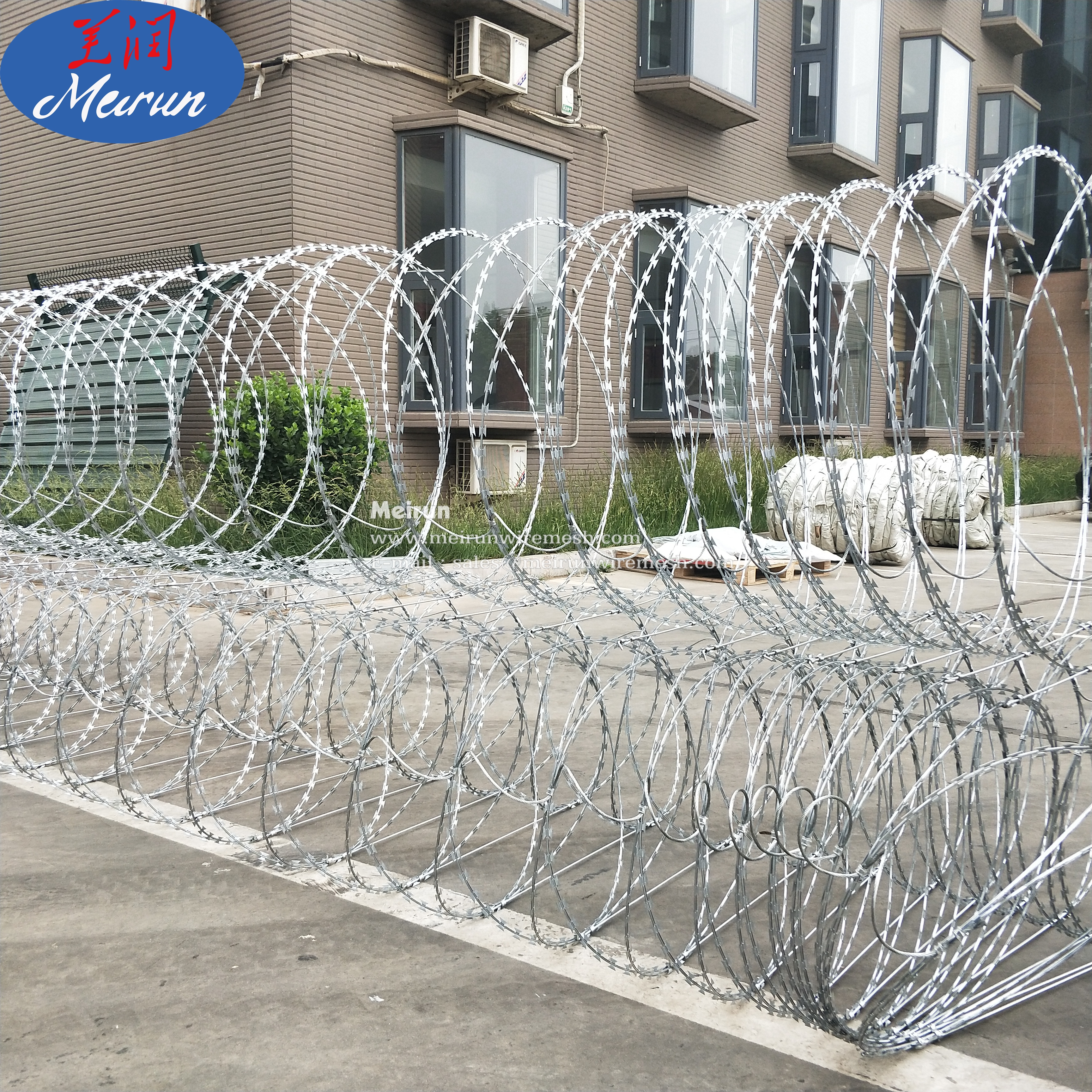 Bto and cbt razor barbed fence wire 
