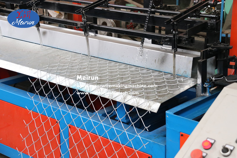  Automatic Diamond Wire Mesh Net Making Machine