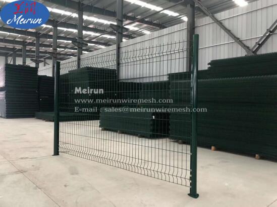 PVC Coated Chain Link Fence Wire Mesh 