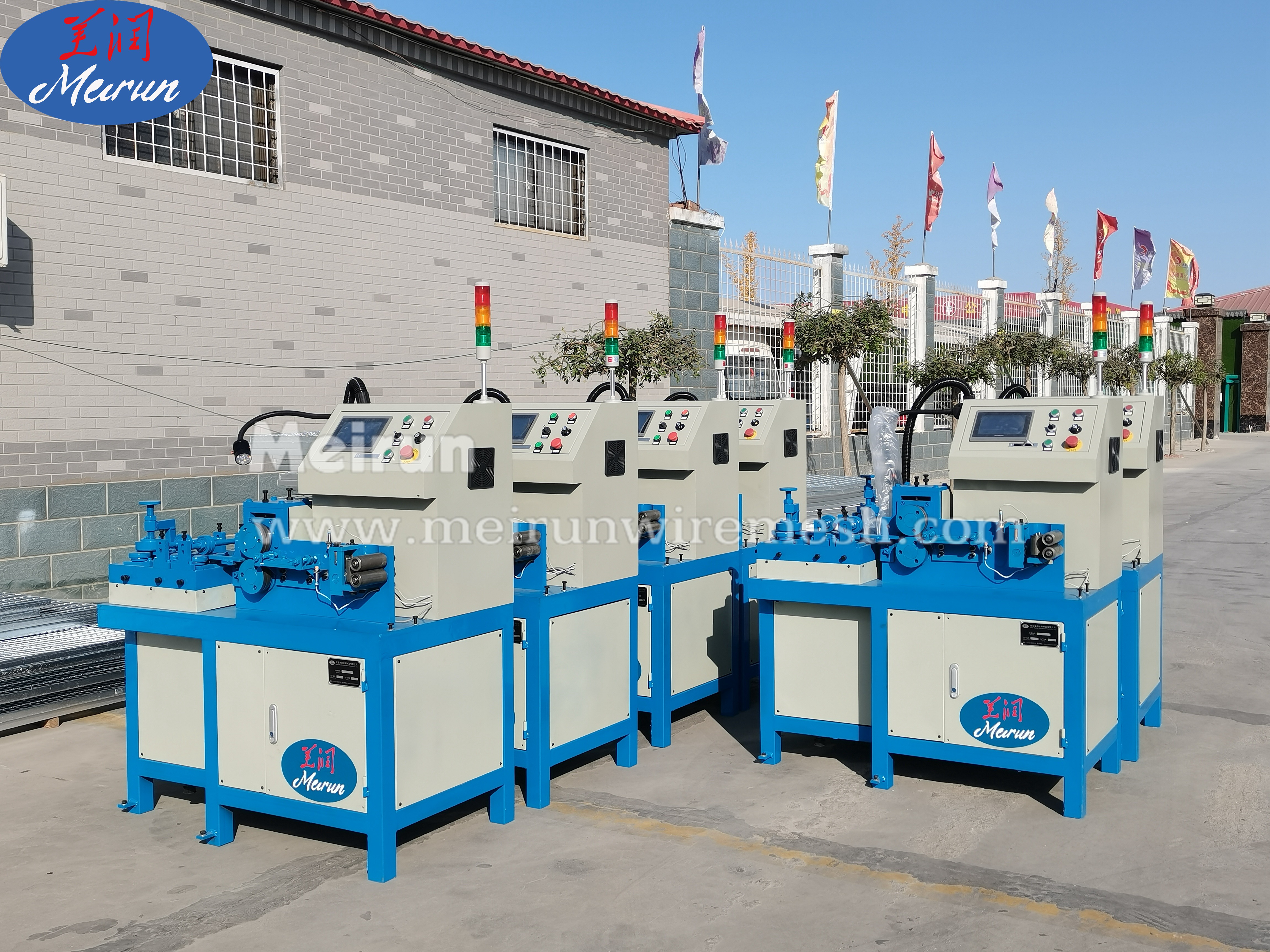 Output 1t/h Razor Barbed Wire Making Machine Popular in the World 