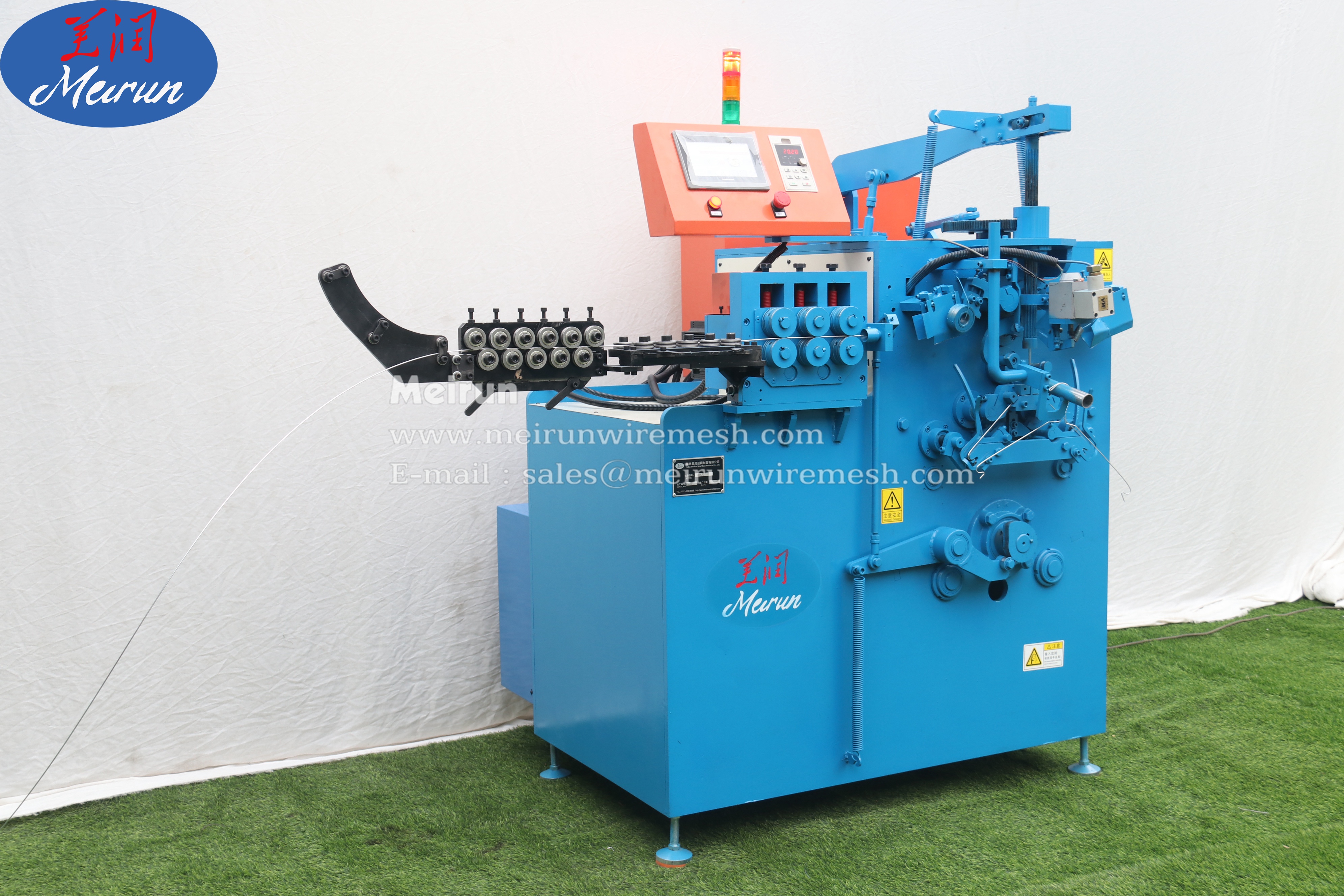 High Speed Automatic Clothes Hanger Making Machine 